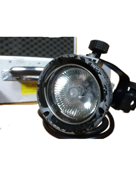ARRI 125W Pocket Par HMI DC Light Kit