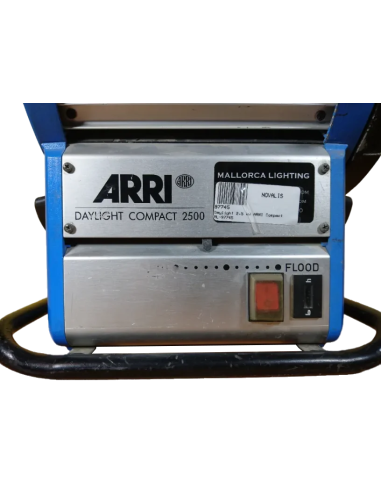 ARRI Compact HMI 4000-Watt Fresnel Light Kit