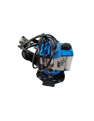 Arri 650 W Plus prijenosni lagani Fresnelov reflektor
