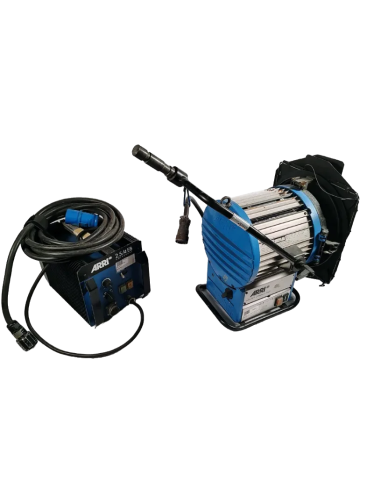 ARRI Compact HMI 2500-Watt Fresnel Light Kit