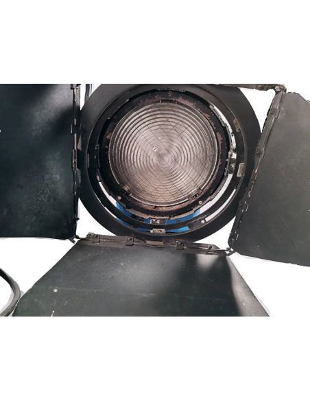 ARRI Compact HMI 2500-Watt Fresnel Light Kit