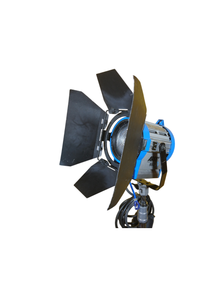 Arri 650 W Plus prijenosni lagani Fresnelov reflektor
