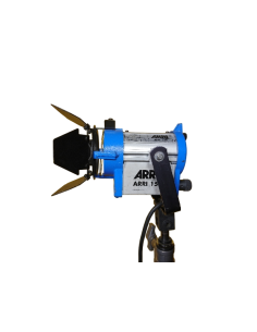 ARRI 150 W Prijenosni lagani Fresnelov reflektor